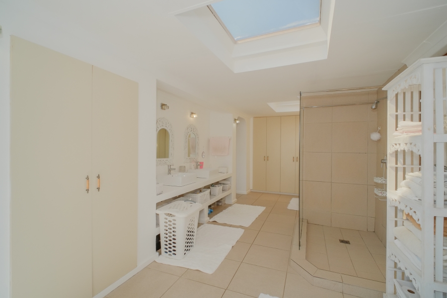 4 Bedroom Property for Sale in Kommetjie Western Cape